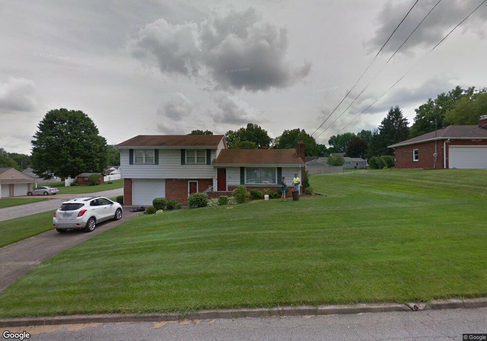 442 W Harvey St, Struthers, OH 44471 - photo 1