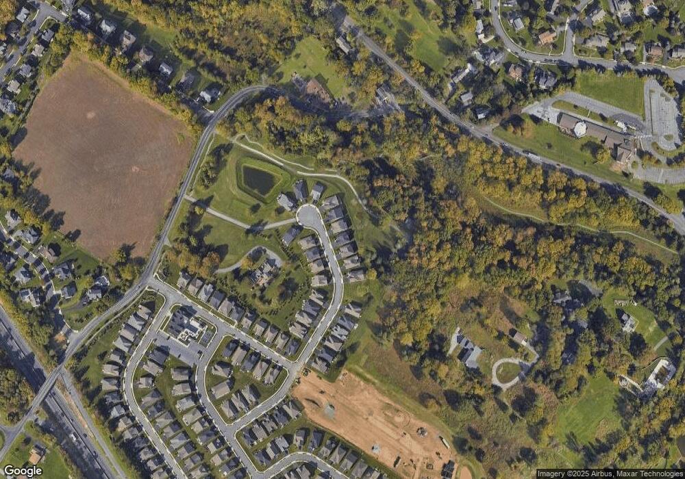 4076 Clearbrook Rd, Emmaus, PA 18049 - photo 1