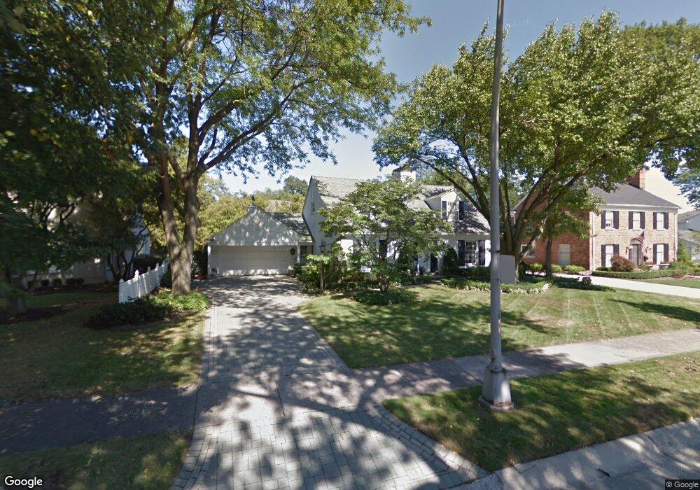 40 Newberry Place, Grosse Pointe Farms, MI 48236 - photo 1