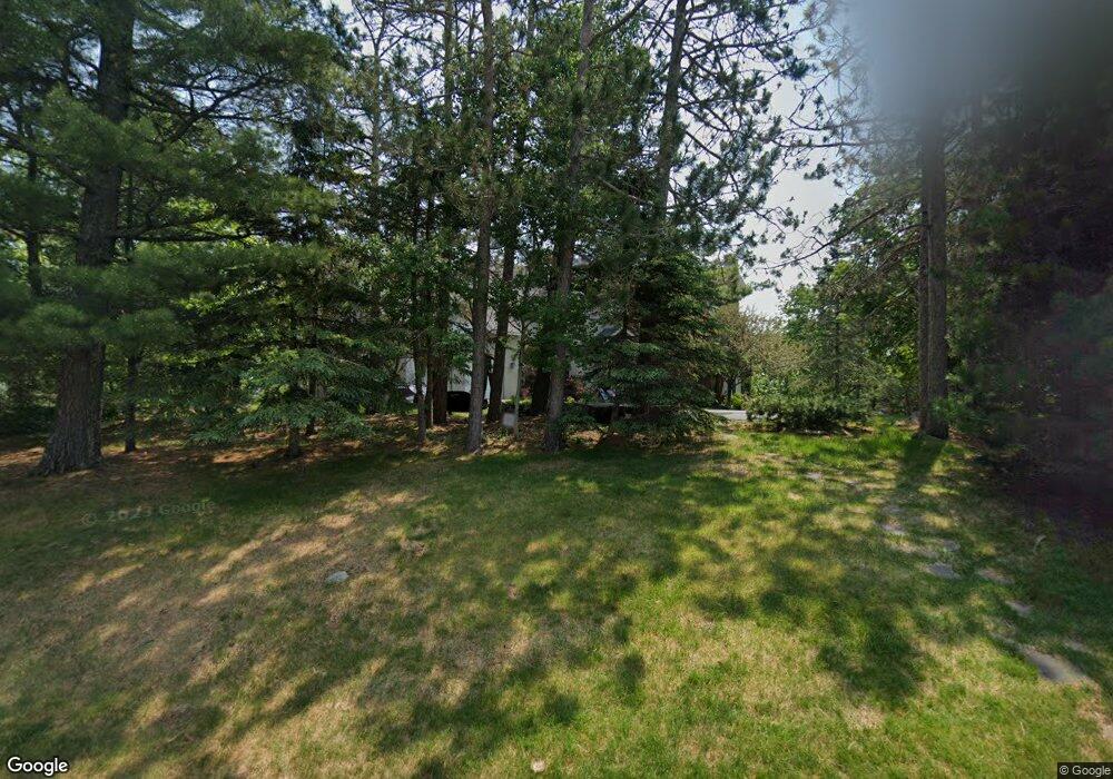 1302 S Ridge Rd, Duluth, MN 55804 - photo 1
