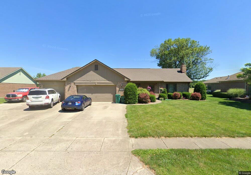 1330 Renee Dr, Plainfield, IN 46168 - photo 1