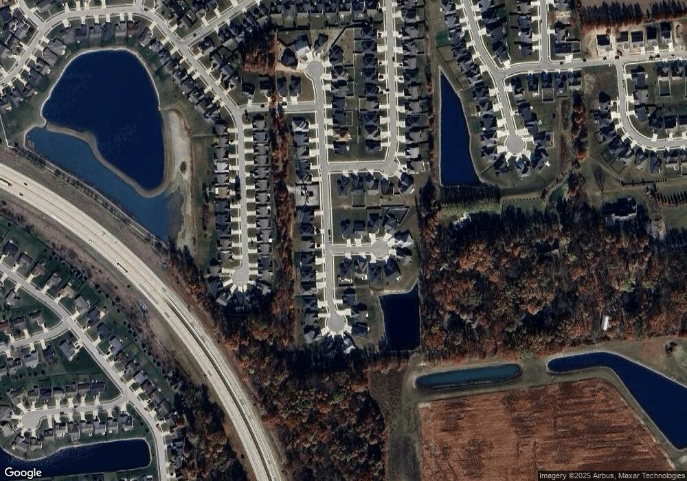 10117 Strasse Ct, Fort Wayne, IN 46835 - photo 1