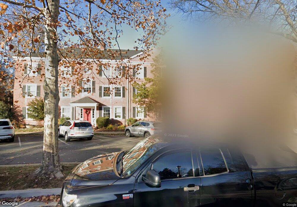 4817 31st St S unit A2, Arlington, VA 22206 - photo 1