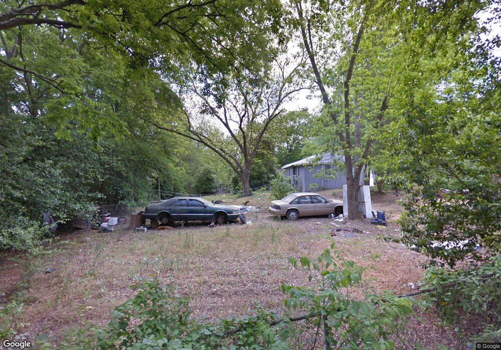 995 Hart Ave, Macon, GA 31217 - photo 1