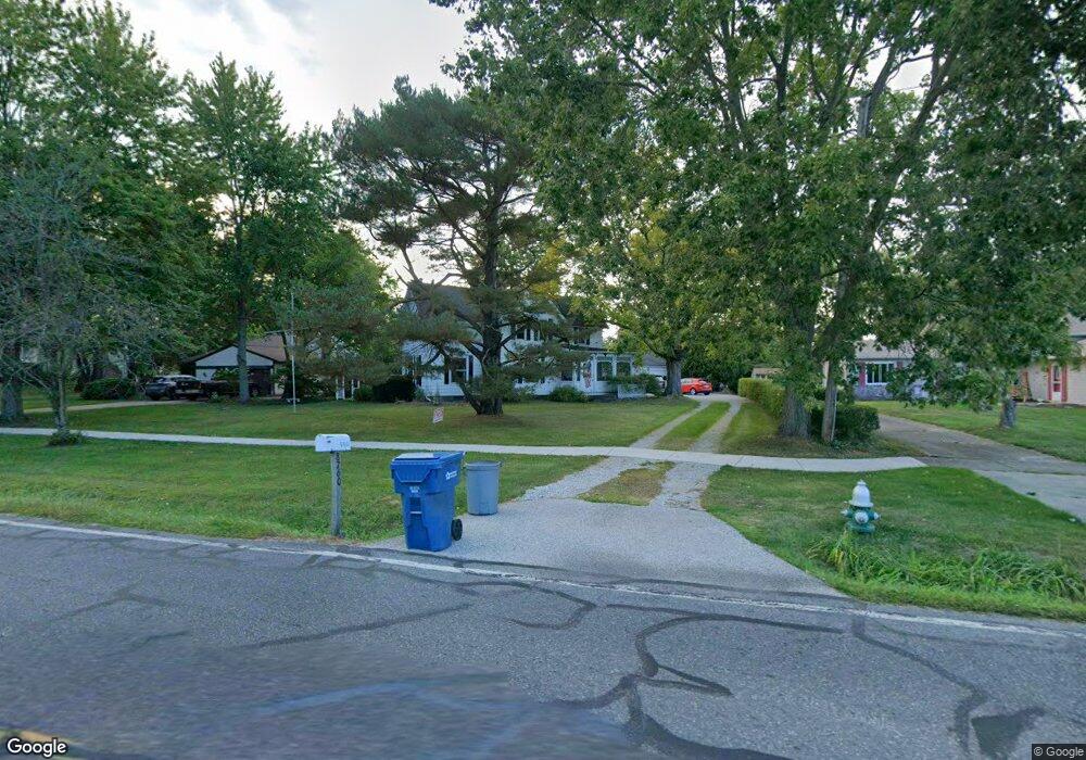 8760 Usher Rd, Olmsted Falls, OH 44138 - photo 1