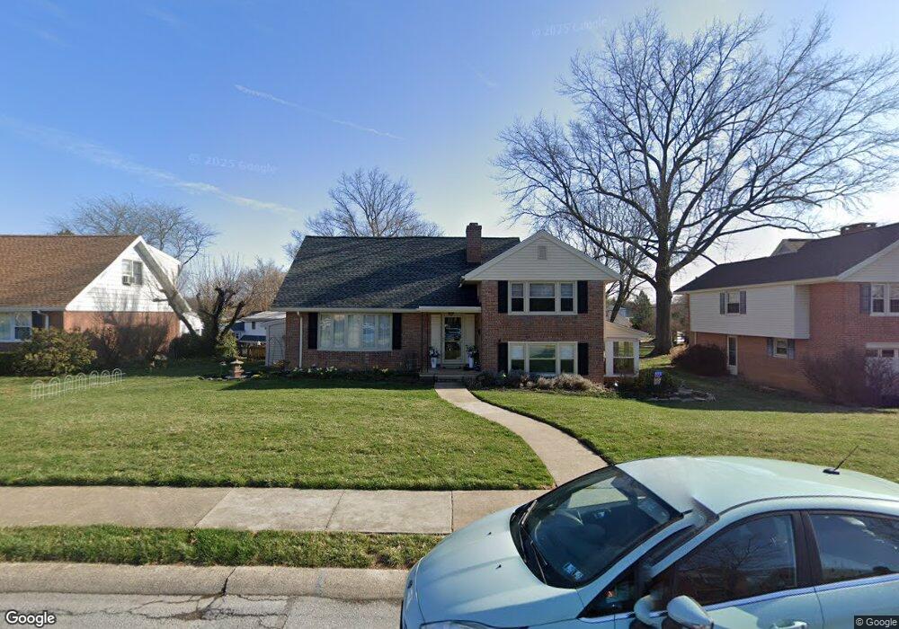 805 Sledge Ave, Reading, PA 19609 - photo 1