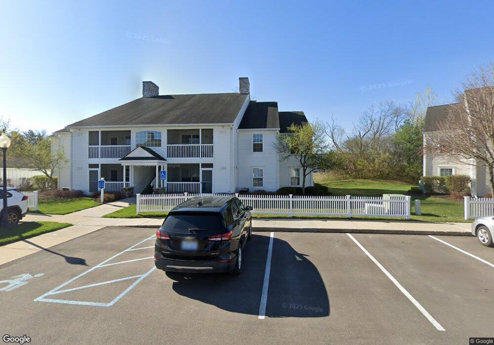 2760 S Knightsbridge Cir, Ann Arbor, MI 48105 - photo 1