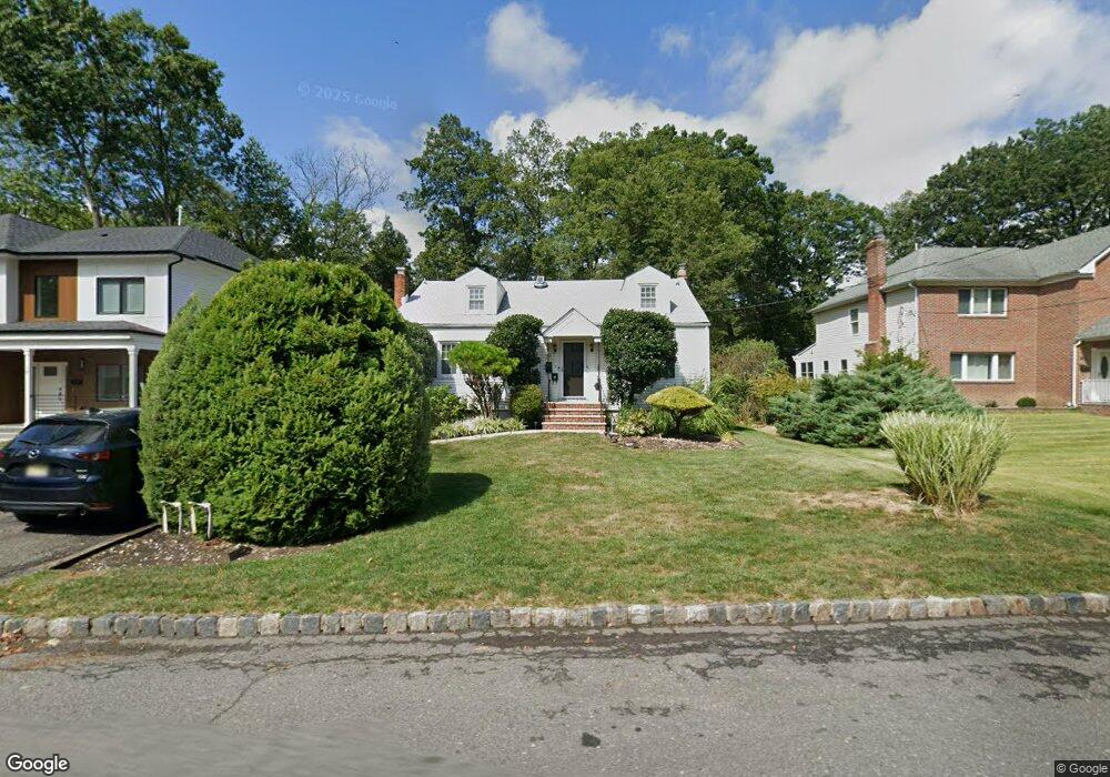 41 Hazelwood Ave, Livingston, NJ 07039 - photo 1