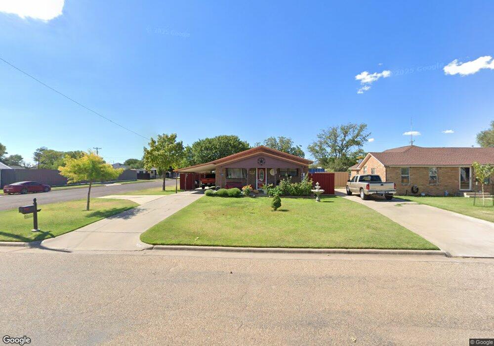 824 Zauk Ave, Dumas, TX 79029 - photo 1