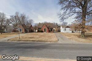 245 N Edgemoor St, Wichita, KS 67208