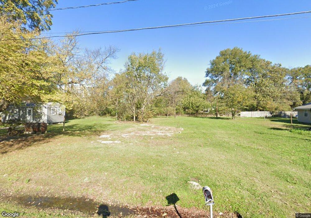 907 E 1st St, Stuttgart, AR 72160 - photo 1