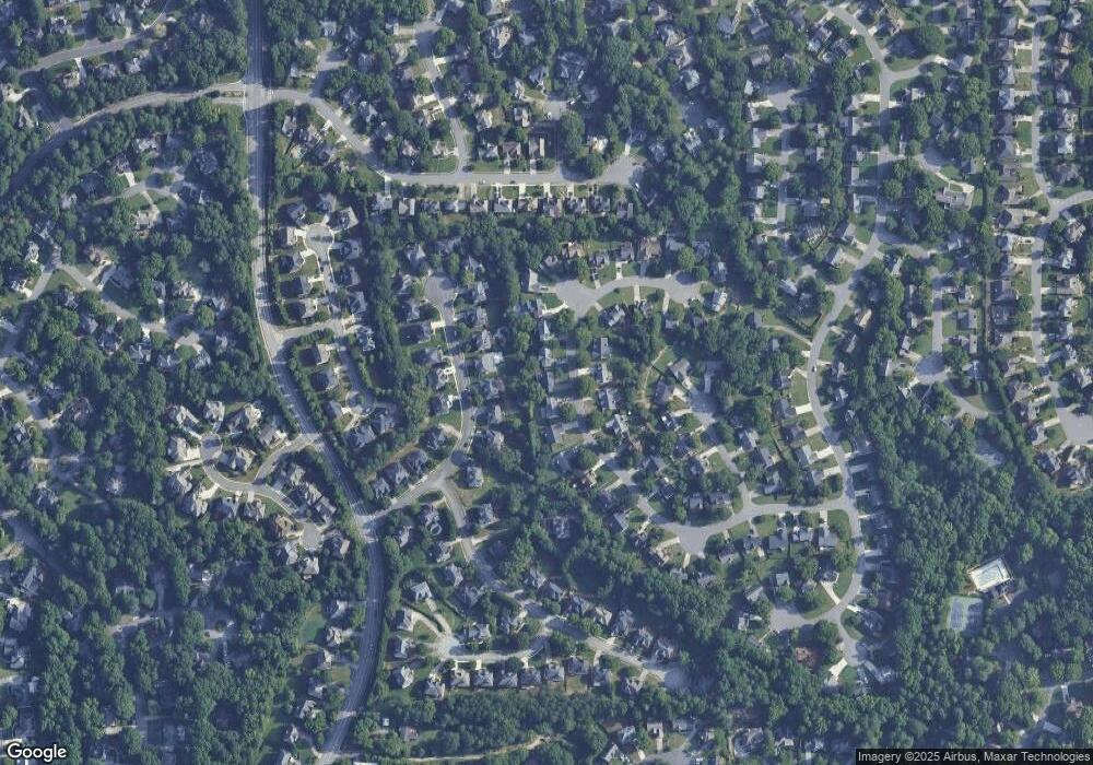 5355 Bentley Hall Dr unit 4B, Alpharetta, GA 30005 - photo 1