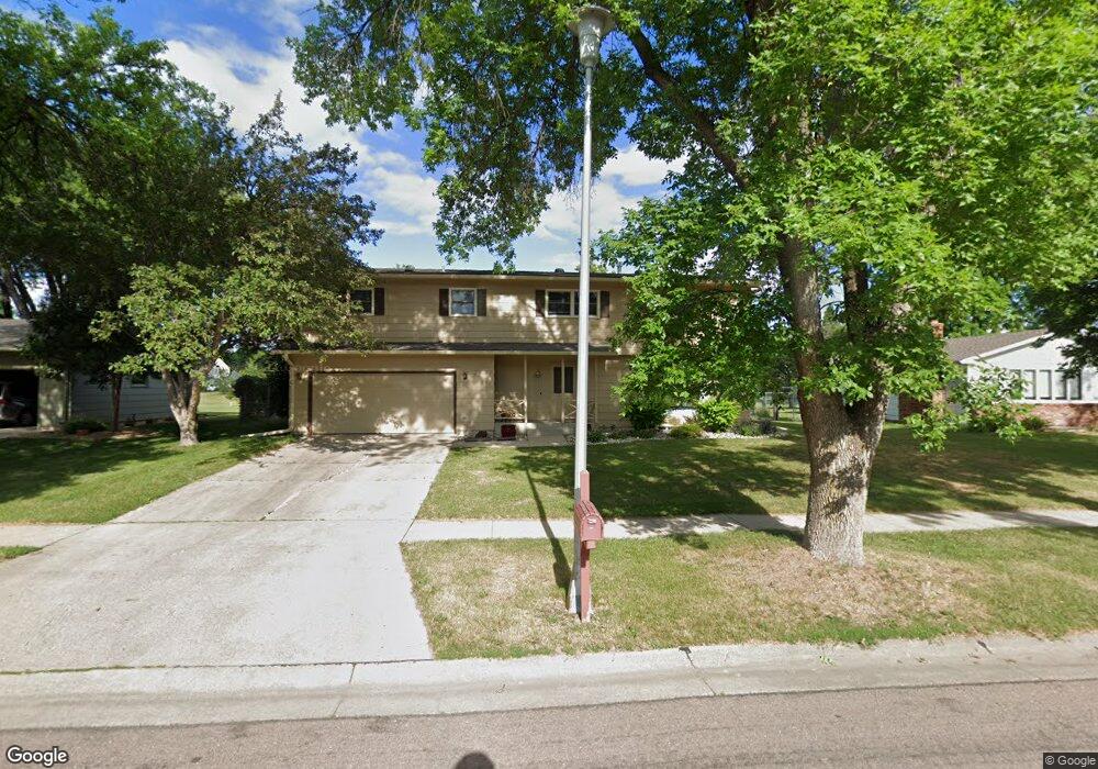 2825 Maple St N, Fargo, ND 58102 - photo 1