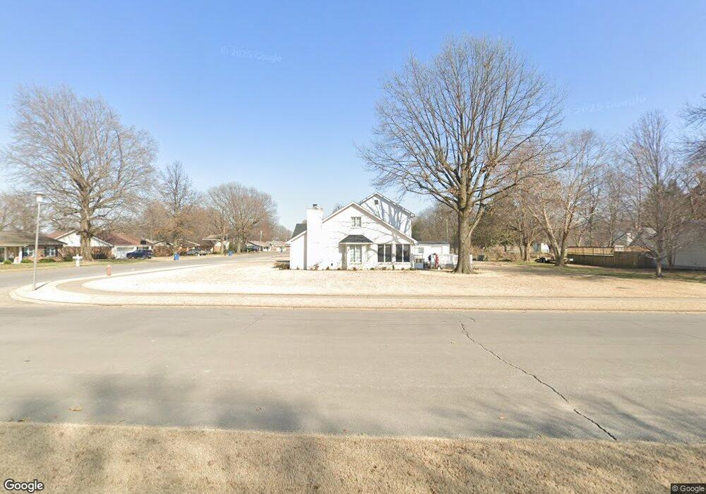 490 Saint Paul Dr, New Madrid, MO 63869 - photo 1