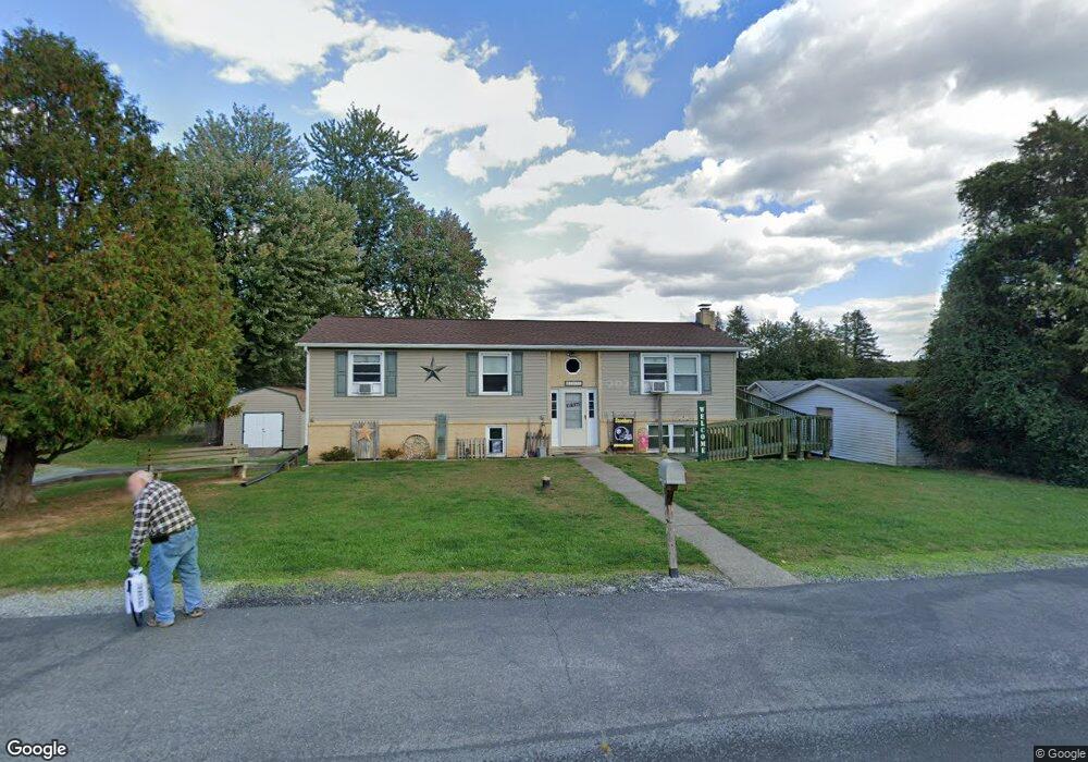 1050 Leroy Dr, Newport, PA 17074 - photo 1