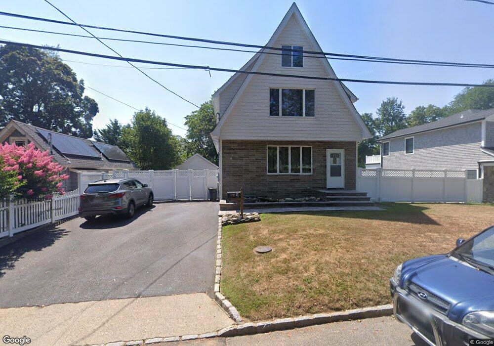 13 Hill Dr, Glen Head, NY 11545 - photo 1