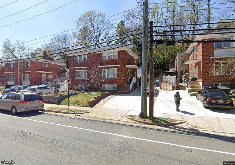 832 S Dinwiddie St, Arlington, VA 22204 - photo 1