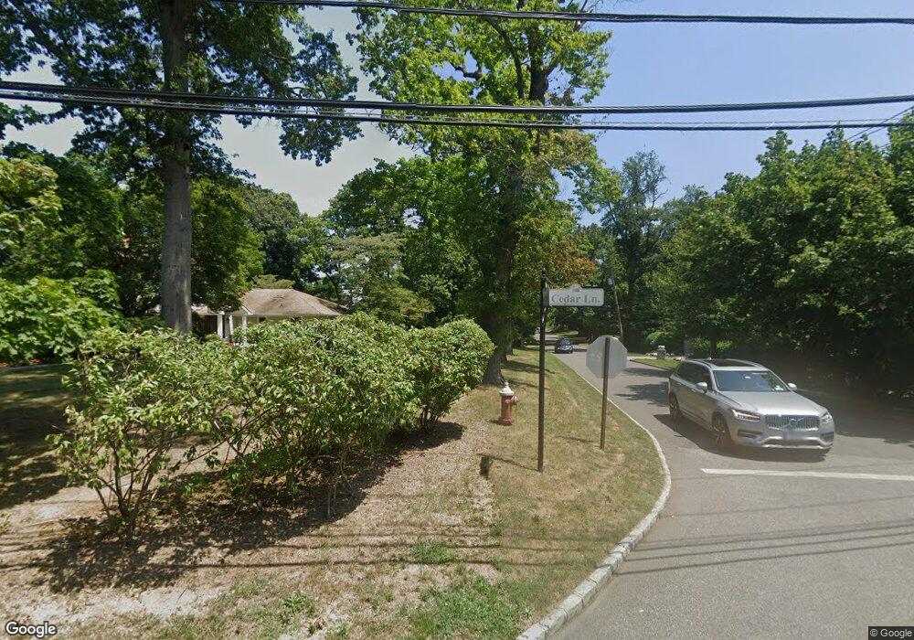 6 Cedar Ln, Port Washington, NY 11050 - photo 1