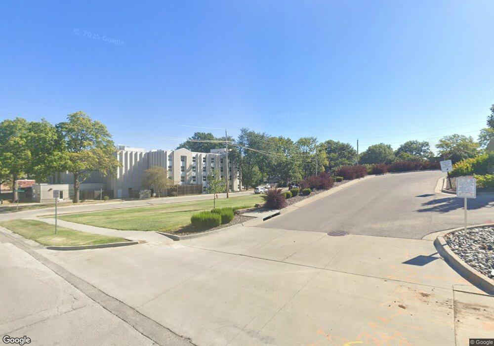 906 NW Summit St unit A, Blue Springs, MO 64015 - photo 1