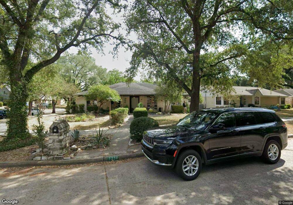 7330 Tall Pines Dr, Houston, TX 77088 - photo 1