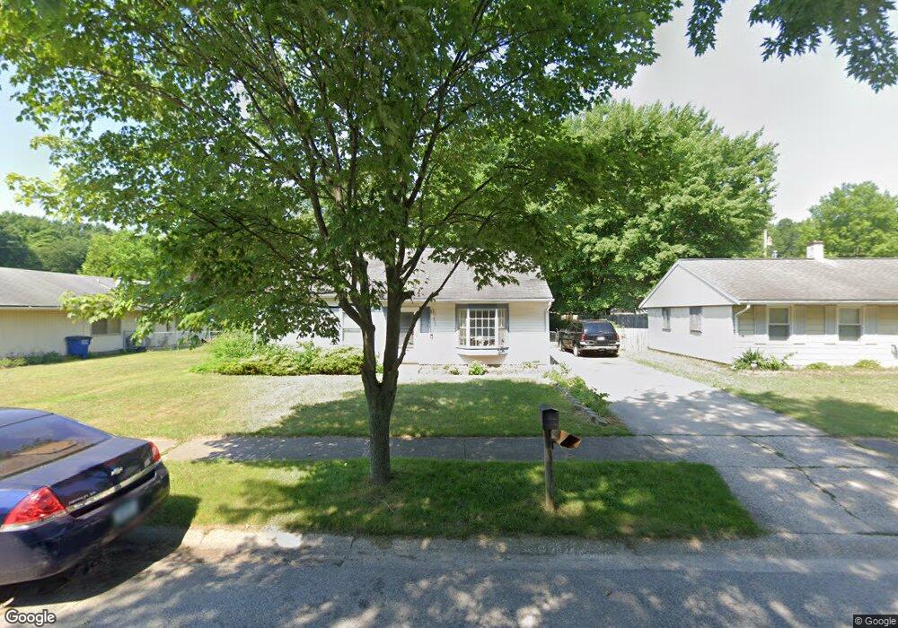 911 Willow Spring Dr, Michigan City, IN 46360 - photo 1