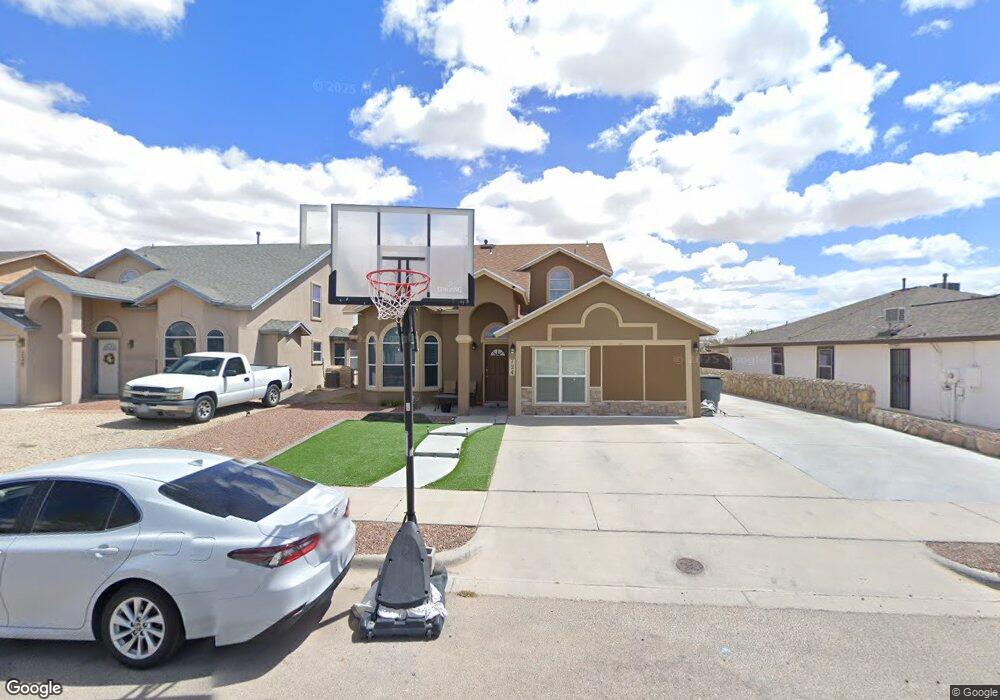 724 Desert Ash Dr, Horizon City, TX 79928 - photo 1