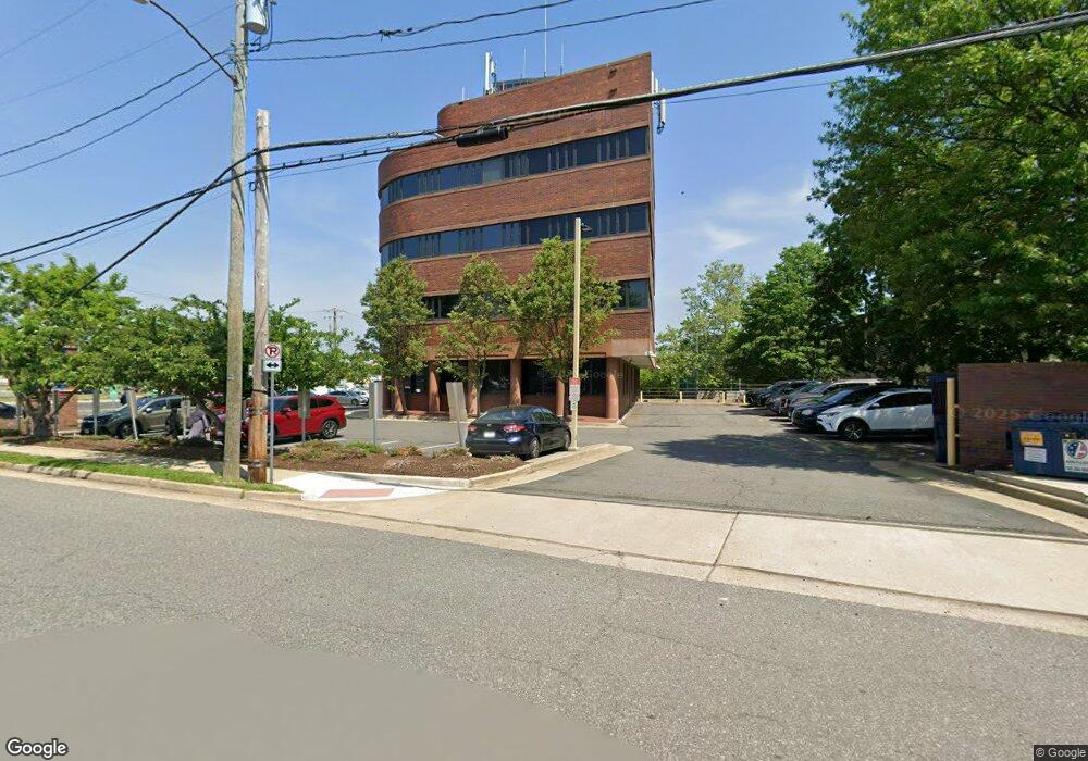 6677 Richmond Hwy, Alexandria, VA 22306 - photo 1