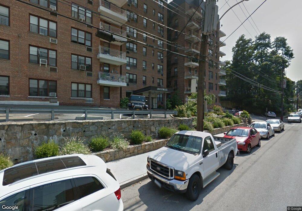 Hudson View unit 6C, Yonkers, NY 10701 - photo 1