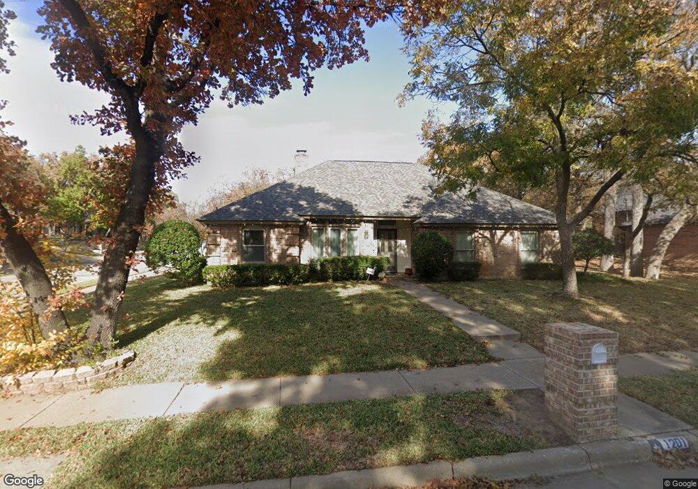 1201 Donna Ln, Bedford, TX 76022 - photo 1