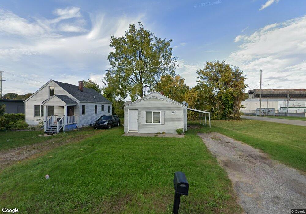 1008 Dunlap St, Lansing, MI 48910 - photo 1