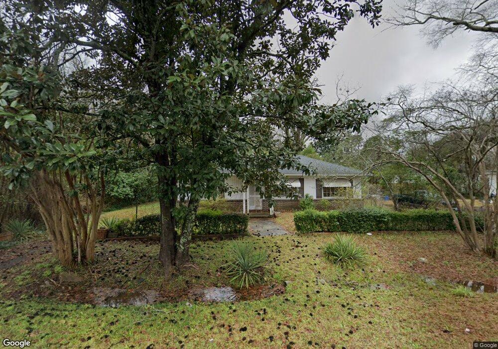 713 Lyttleton St, Camden, SC 29020 - photo 1