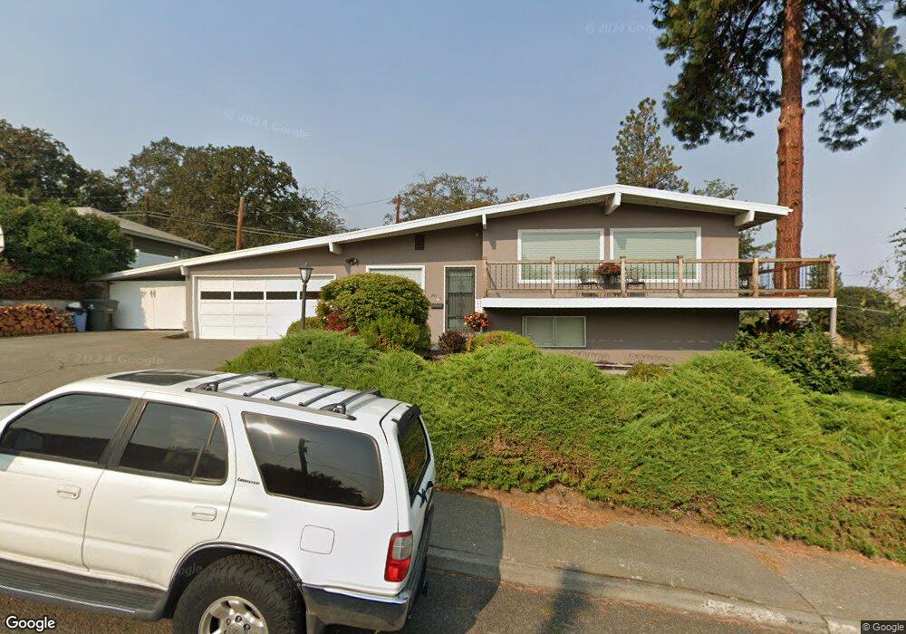 1701 Jefferson St, the Dalles, OR 97058 - photo 1