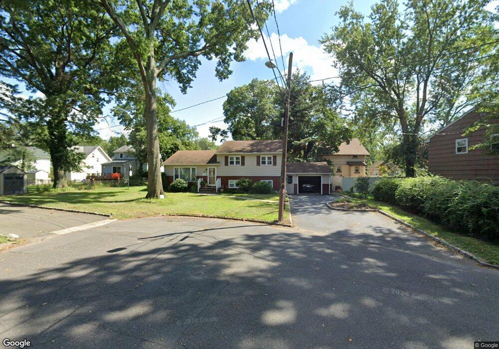 281 Maple Ave, Dunellen, NJ 08812 - photo 1