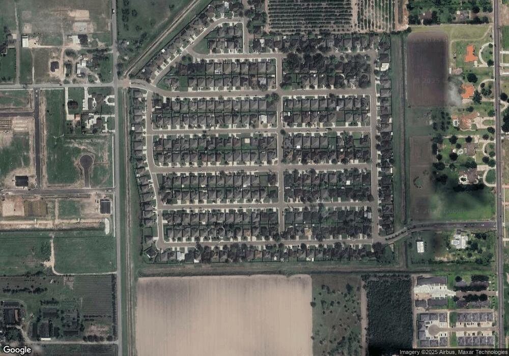 2106 W Mimosa Dr, Weslaco, TX 78596 - photo 1