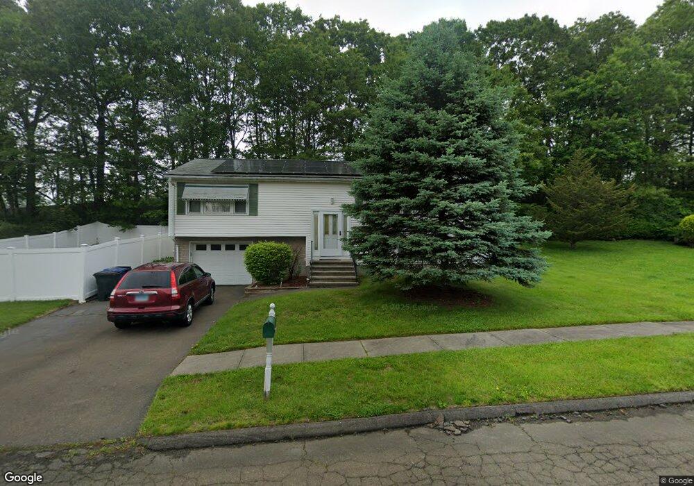 50 Sundance Cir, West Haven, CT 06516 - photo 1