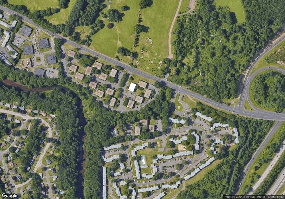 1168 Middle Turnpike W unit C1, Manchester, CT 06040 - photo 1