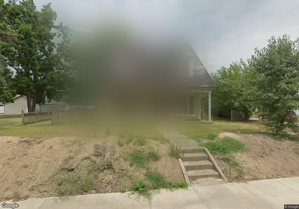 327 E South St, Bluffton, IN 46714 - photo 1