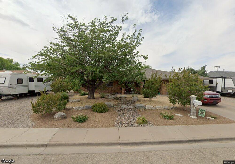 1705 Crescent Dr, Alamogordo, NM 88310 - photo 1