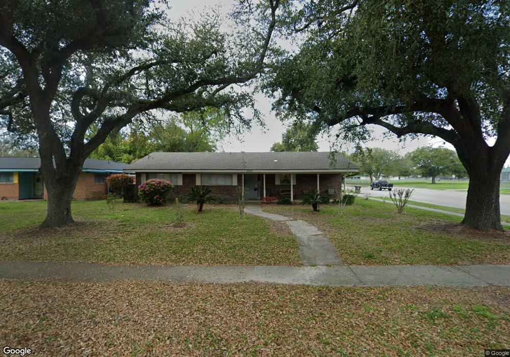 2402 5th Ave, Lake Charles, LA 70601 - photo 1