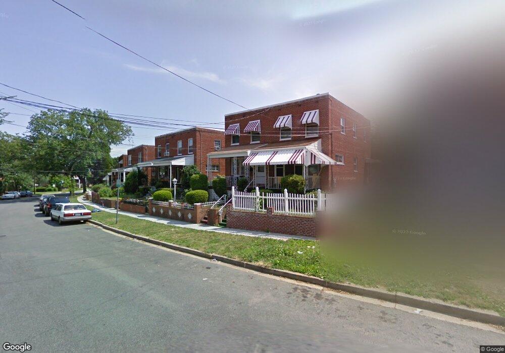 927 Jefferson St NE, Washington, DC 20011 - photo 1