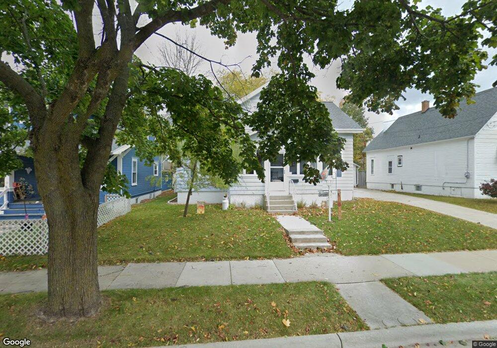 1820 27th St, Two Rivers, WI 54241 - photo 1