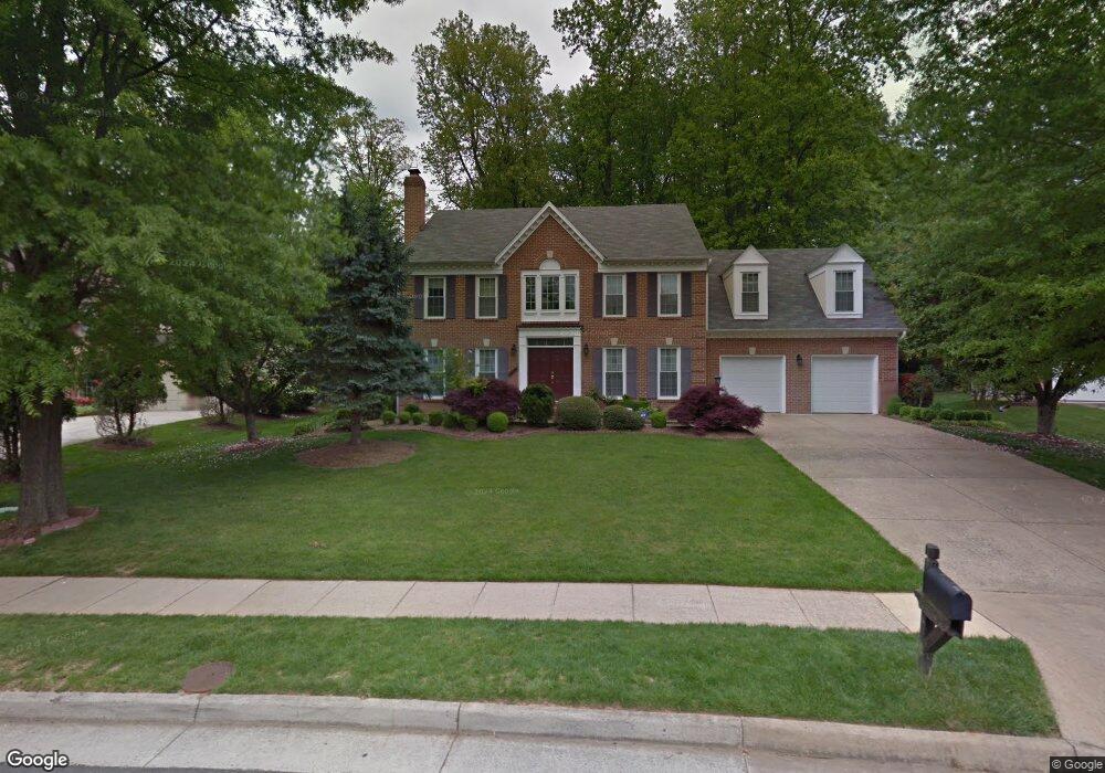 12706 Heatherford Place, Fairfax, VA 22030 - photo 1