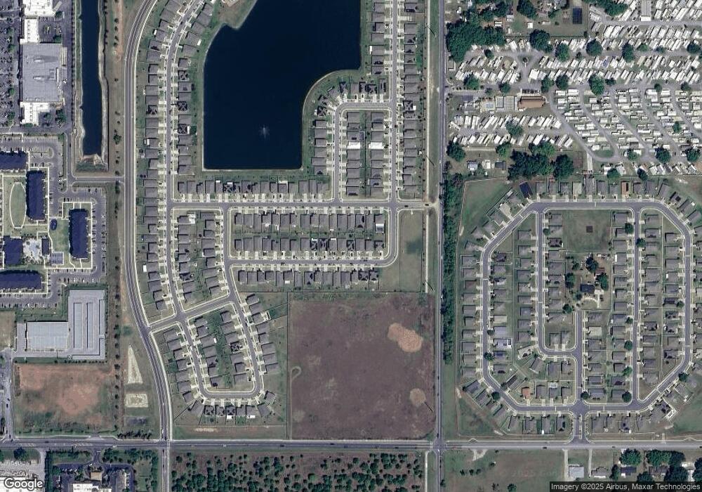 7627 Broad Pointe Dr, Zephyrhills, FL 33540 - photo 1