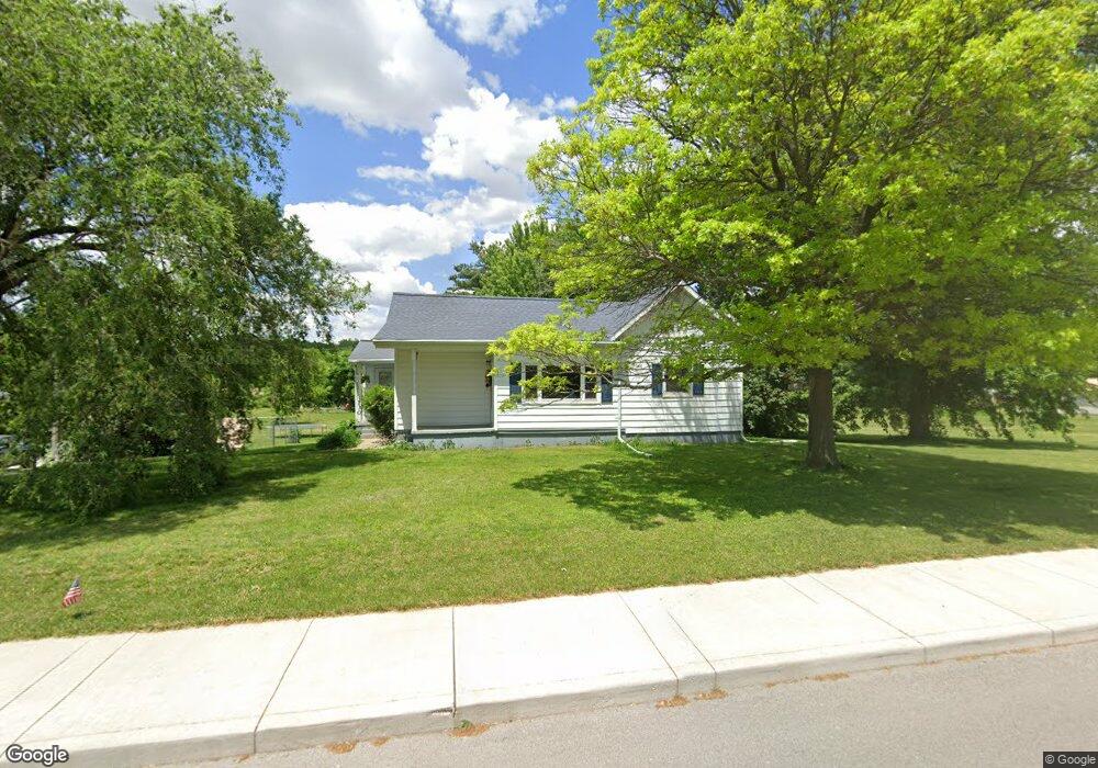 130 W 11th St, Warren, IN 46792 - photo 1