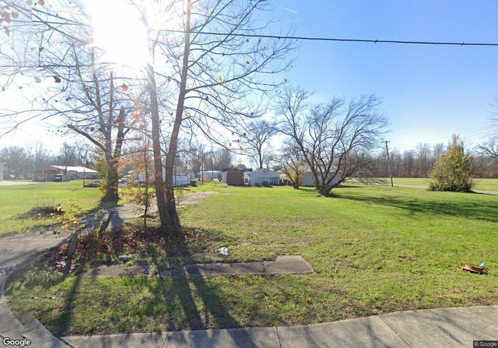 641 W Main St, Austin, IN 47102 - photo 1