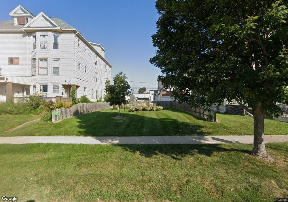 722 4th Ave SE, Cedar Rapids, IA 52401 - photo 1