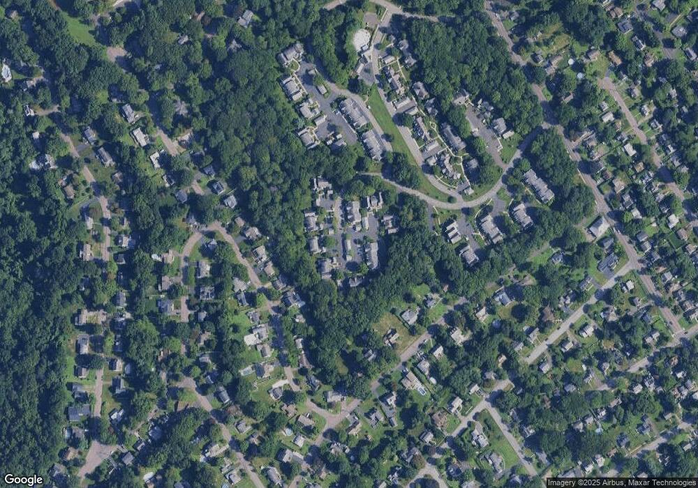 95 Gate Ridge Rd, Fairfield, CT 06825 - photo 1