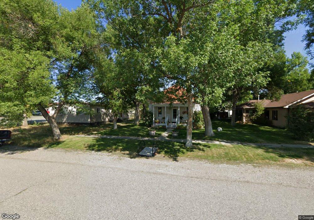 918 E 1st Ave N, Columbus, MT 59019 - photo 1