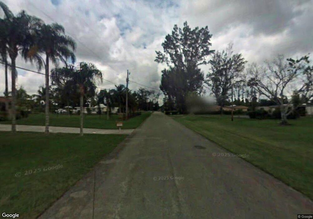 28th Sw St, Davie, FL 33330 - photo 1