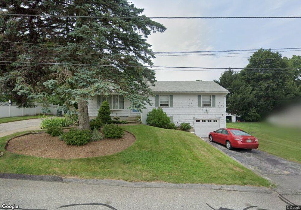 3 Quaker Ln, Greenville, RI 02828 - photo 1